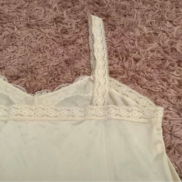 GreenCo Maid Vintage Cream Lace Coquette Dainty Camisole with Pink Bow Large - Picture 8 of 11